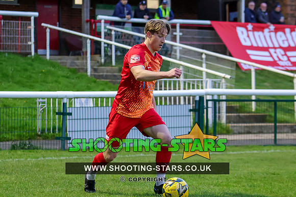240416 Binfield v CorinCas-0086