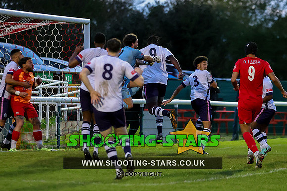 240416 Binfield v CorinCas-0096