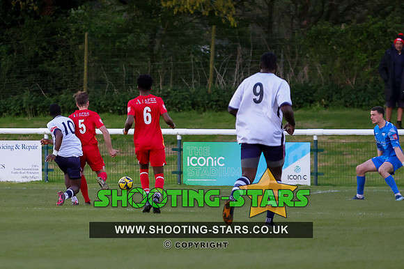 240416 Binfield v CorinCas-0038