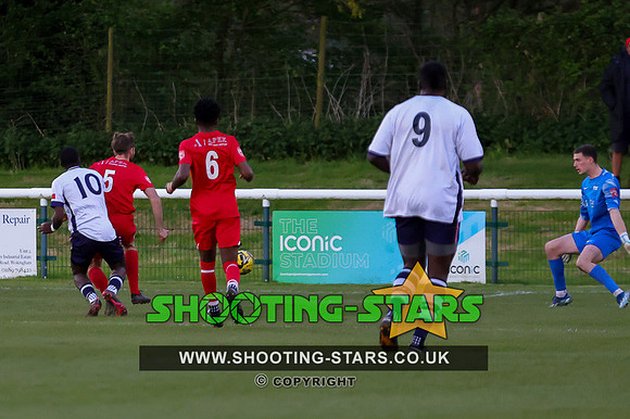 240416 Binfield v CorinCas-0039