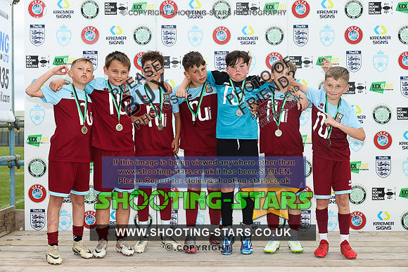 U11EC24PRES-0014