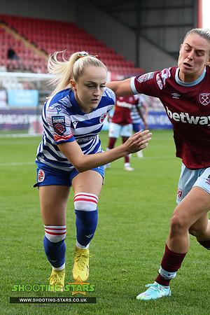221023 Reading FCW v Westham UFCW-0258