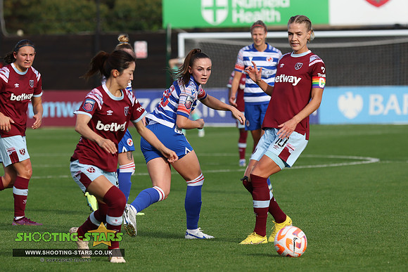 221023 Reading FCW v Westham UFCW-0170