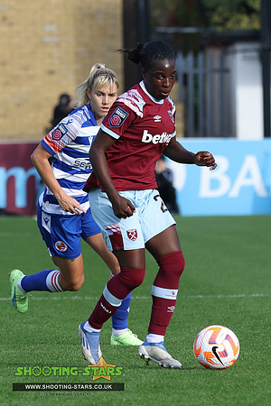 221023 Reading FCW v Westham UFCW-0184