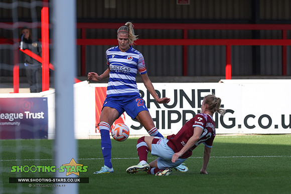 221023 Reading FCW v Westham UFCW-0154