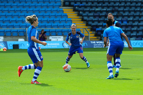 Shooting-Stars Reading v Notts County-0053