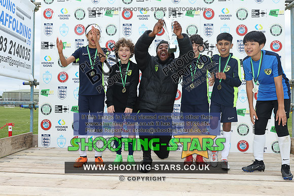 U11EC24PRES-0098