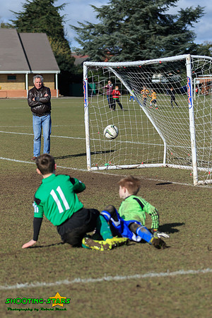 150221 Eldon Bhoys v Highmoor 1DX 063