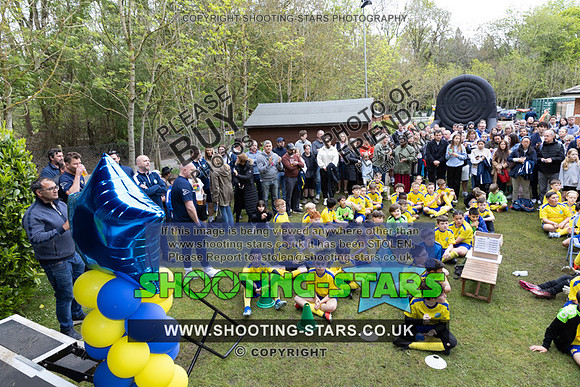 240505 AU Pres U11-0012