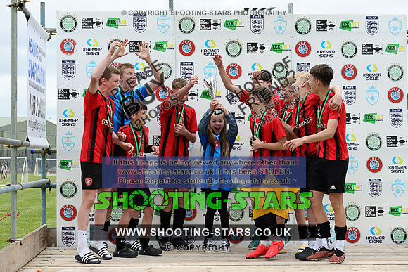 U13EC24PRES-0033