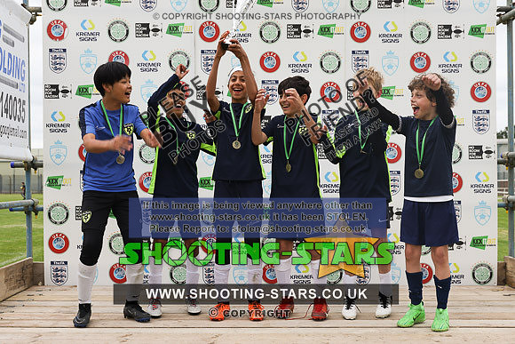 U11EC24PRES-0057