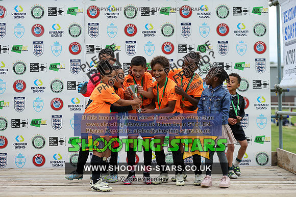 U9EC24PRES-0002