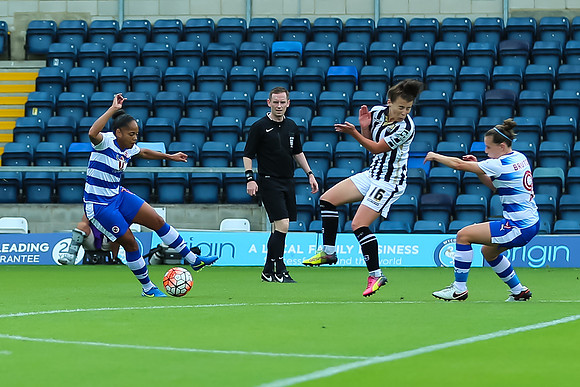Shooting-Stars Reading v Notts County-0133